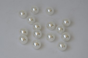 Dekorační perly bílé, středně velké