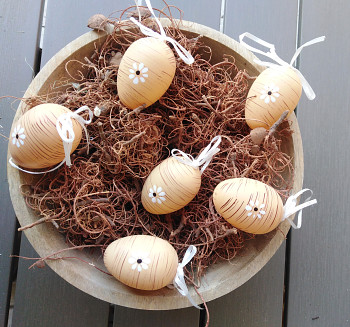 Velikonoční vajíčka S BÍLÝM KVĚTEM